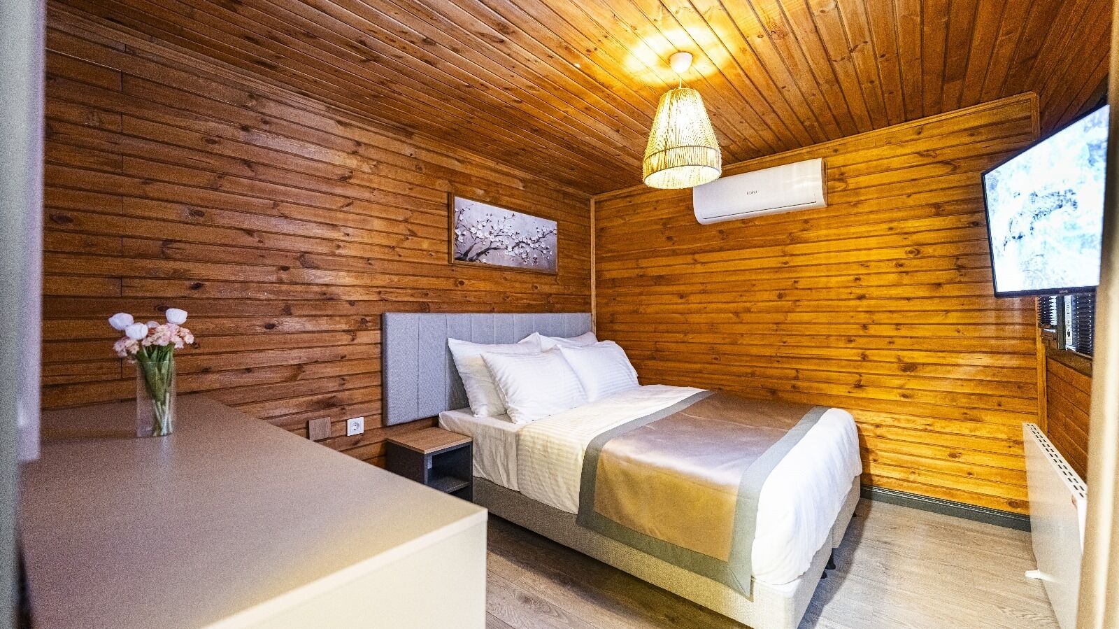 Family Room | Free WiFi