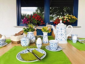 Food and drink - Sleeping barrel Wiesenzauber - Heatable nature retreat by the stream (Petersberg)