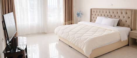 Doppelzimmer, eigenes Bad, Stadtblick