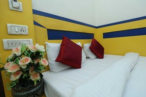 Deluxe Double Room | Free WiFi - Hotel Visa (New Delhi)