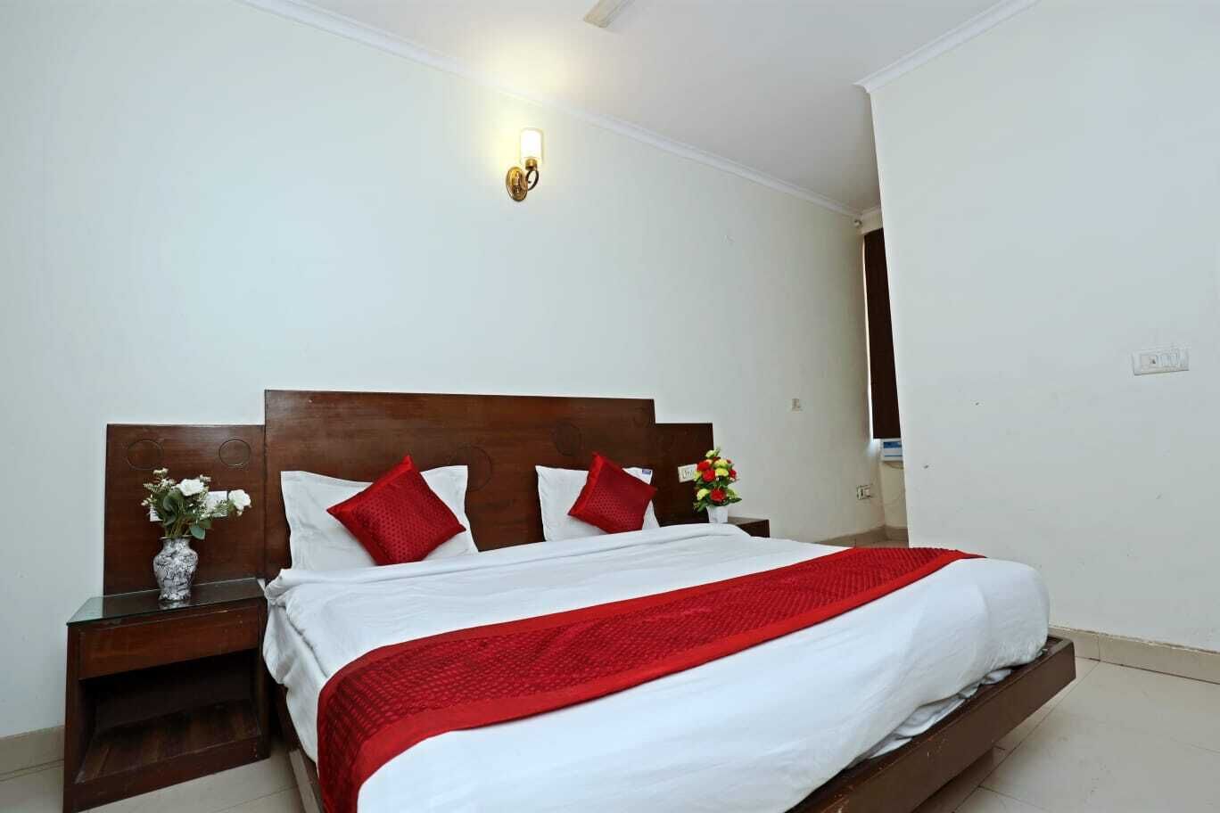 Deluxe Double Room | Free WiFi