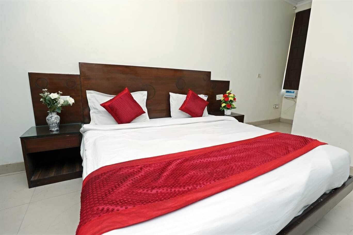 Deluxe Double Room | Free WiFi