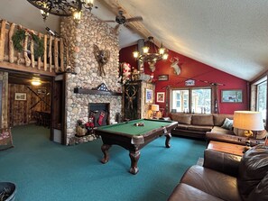 Living area - Whole Ski Lodge, very unique, 8-room Inn near Big Powderhorn Resort (Bessemer)