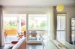 Apartment, 3 Bedrooms, Balcony, Garden View | Interior