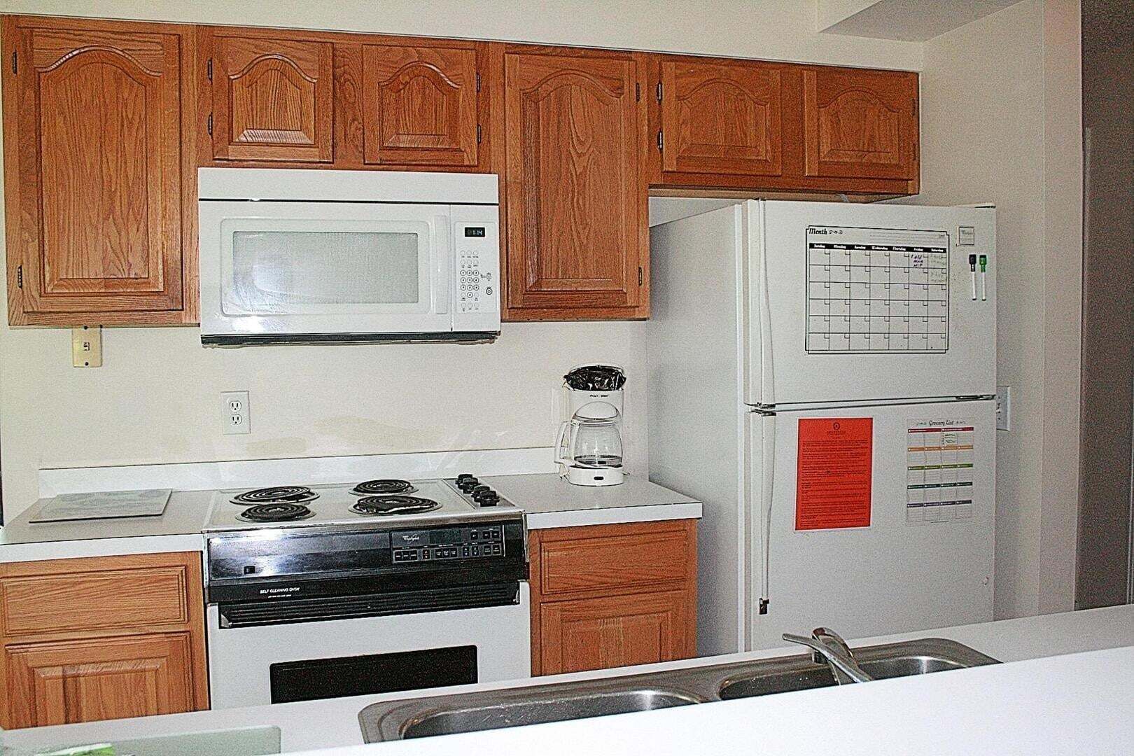 Condo, 1 Bedroom | Private kitchen