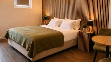 Comfort Double Room, Garden View | In-room safe, blackout curtains, free WiFi, bed sheets