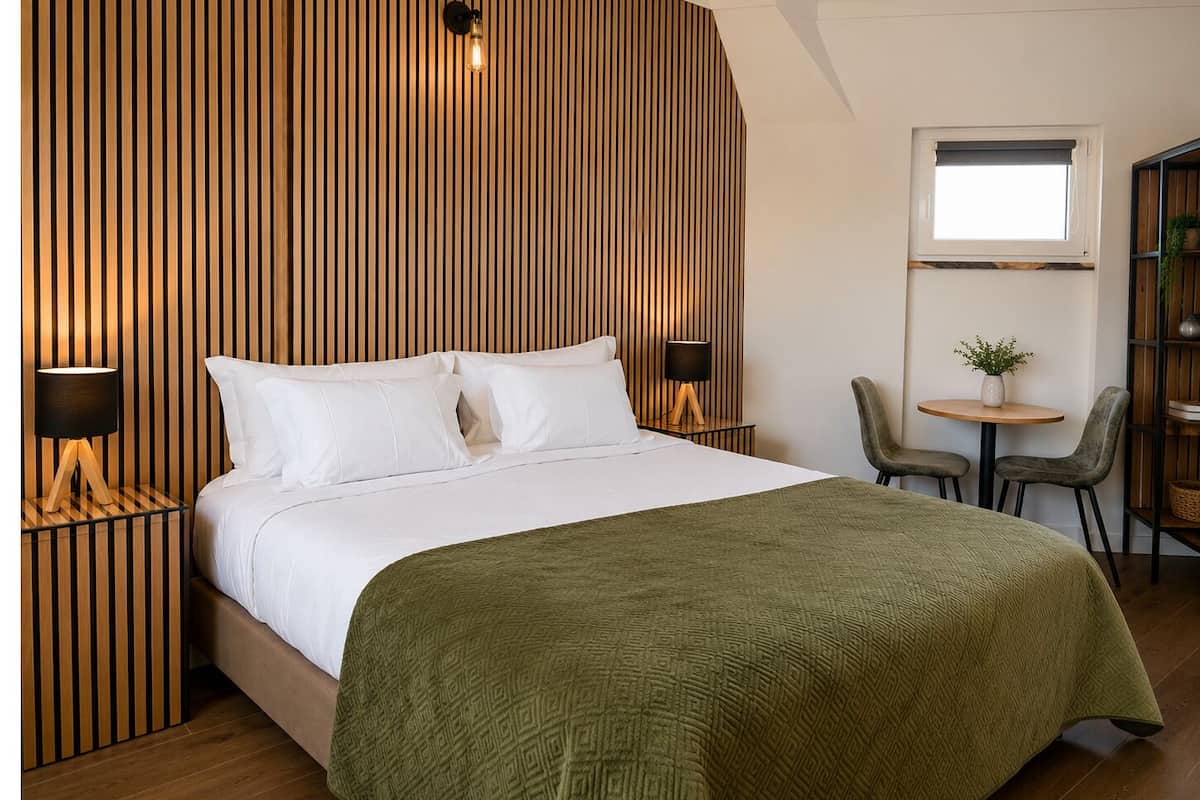 Comfort-Doppelzimmer, Gartenblick | Zimmersafe, Verdunkelungsvorhänge, kostenloses WLAN, Bettwäsche