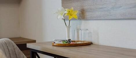 Single Room | Interior