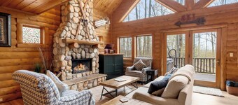 Boyne Mountain Cabin, Sleeps 12, Hot Tub