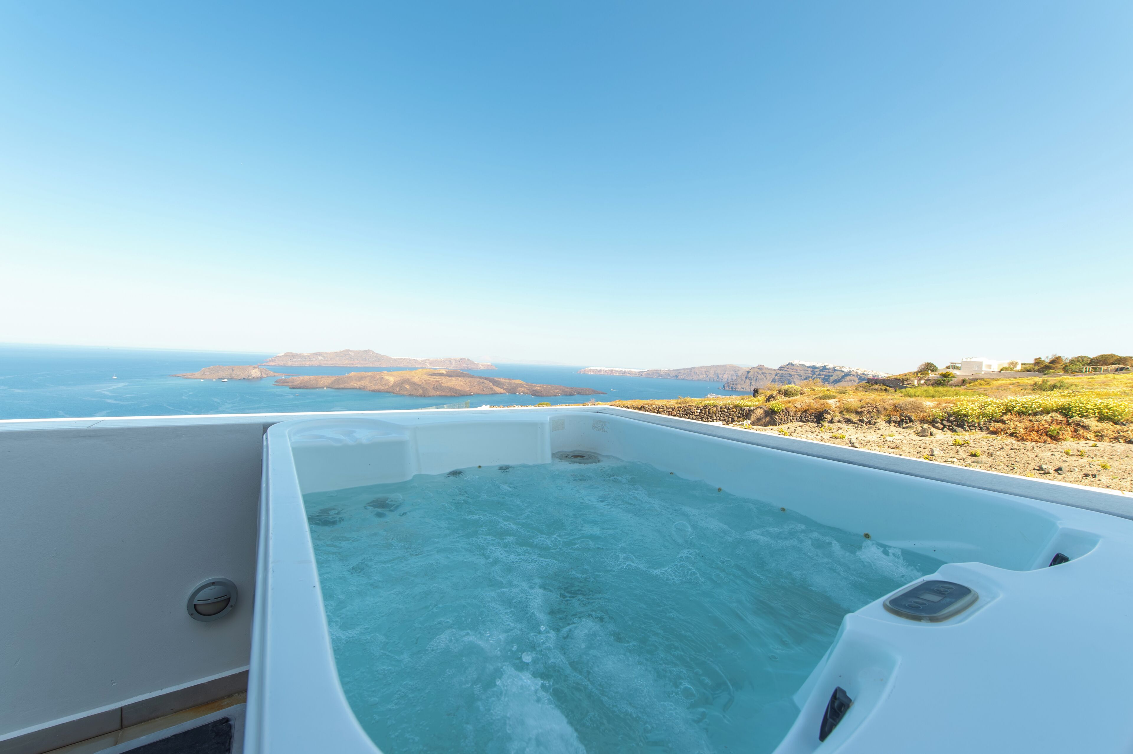 Suite Deluxe, balcon, vue mer | Bain à remous extérieur