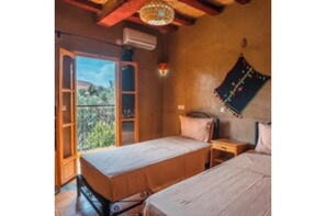 Room - Gite Tamlli (KSAR TAKHYAMT)