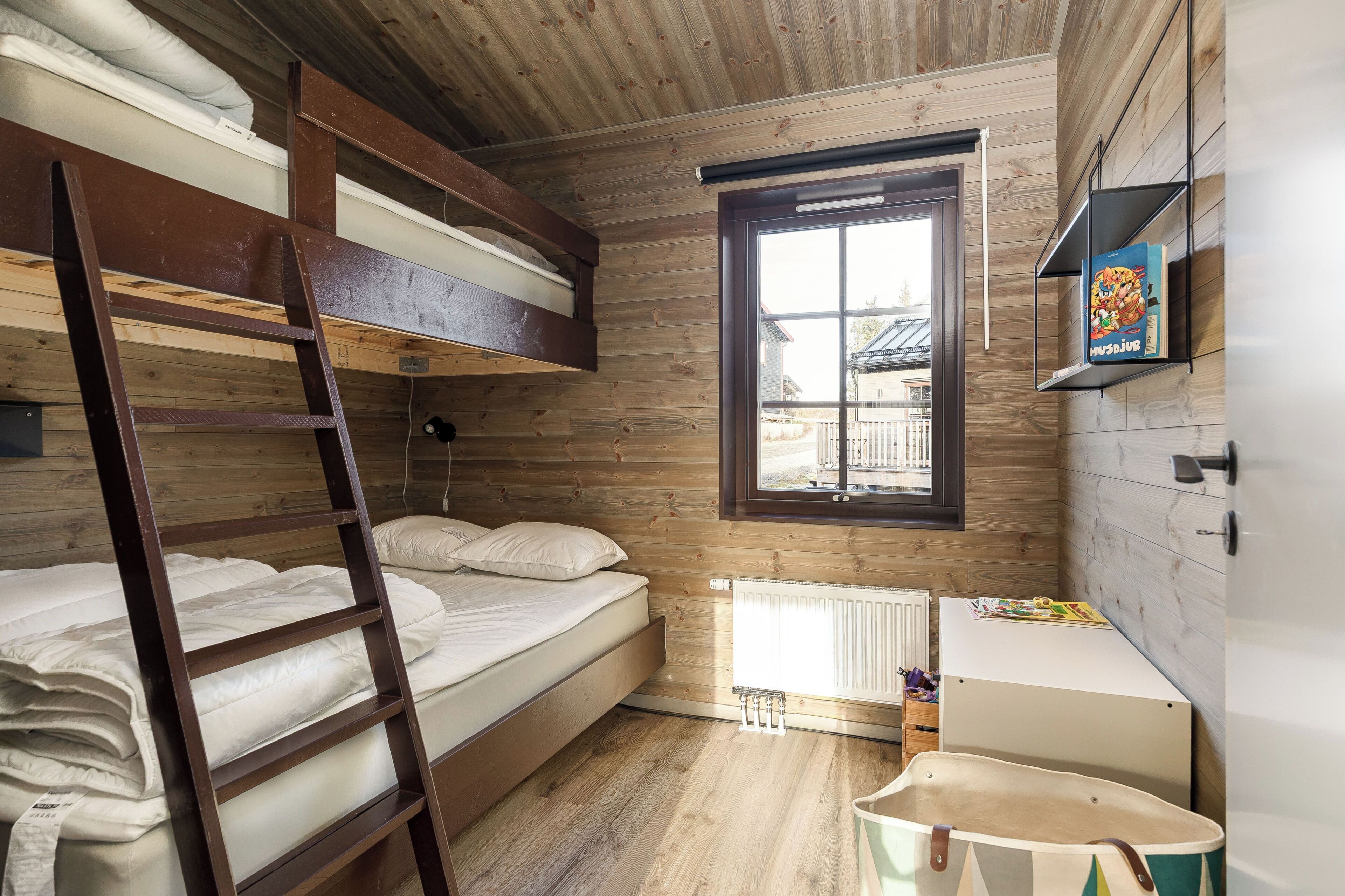 Apartemen, 3 kamar tidur, balkon, pemandangan gunung | Kedap suara dan Wi-Fi gratis