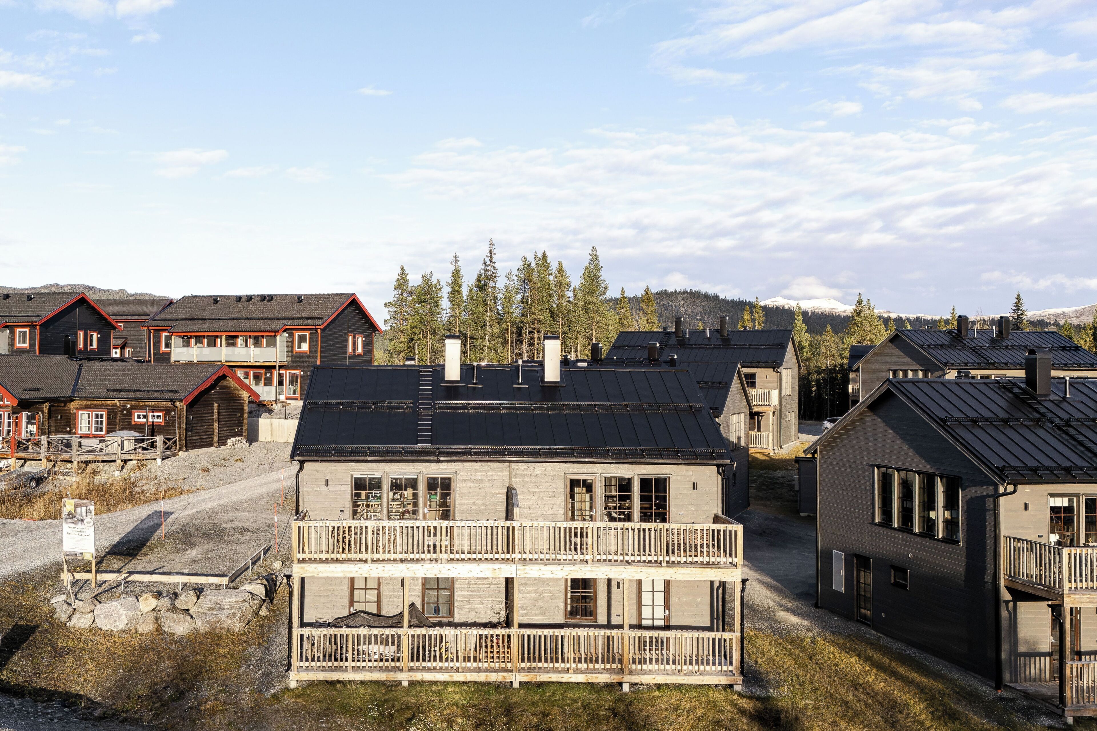 Apartment, 3 Bedrooms, Sauna, Mountain View | Exterior