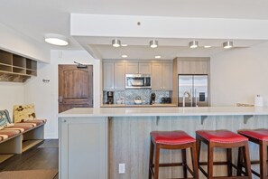 Private kitchen - Beaver Creek Ski-In/Ski-Out w/Amenities | LB305   2 Bedroom (Beaver Creek)