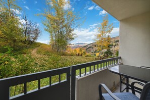 Outdoor dining - Beaver Creek Slope-Side Luxury | UB105 (Beaver Creek)