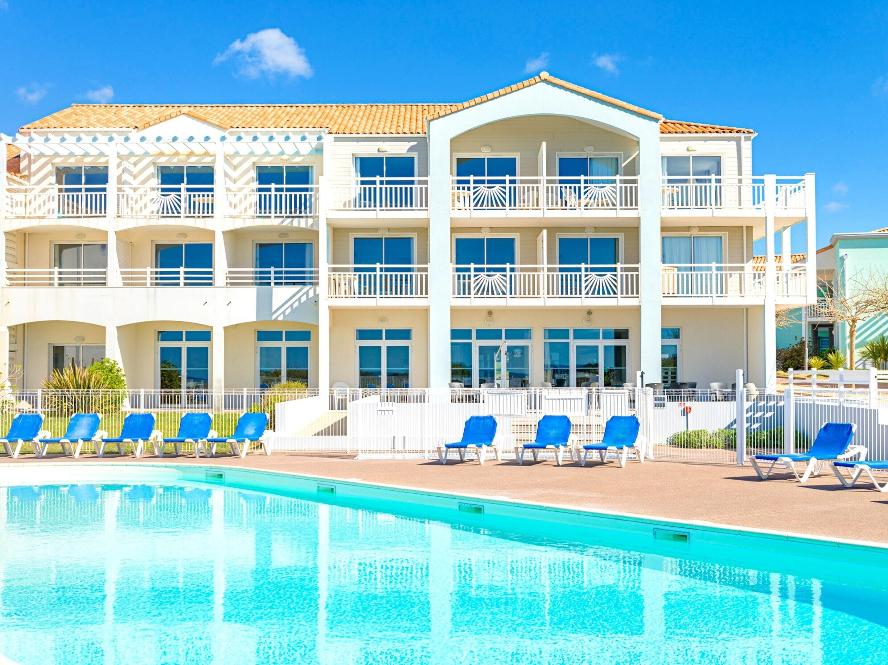 Appartement | Piscine | Piscine extérieure, piscine chauffée