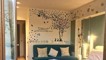 Doppia Deluxe, patio, vista giardino | Wi-Fi gratuito, accesso in sedia a rotelle