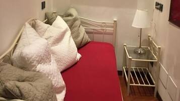 Junior Suite, Patio, Garden View | Interior