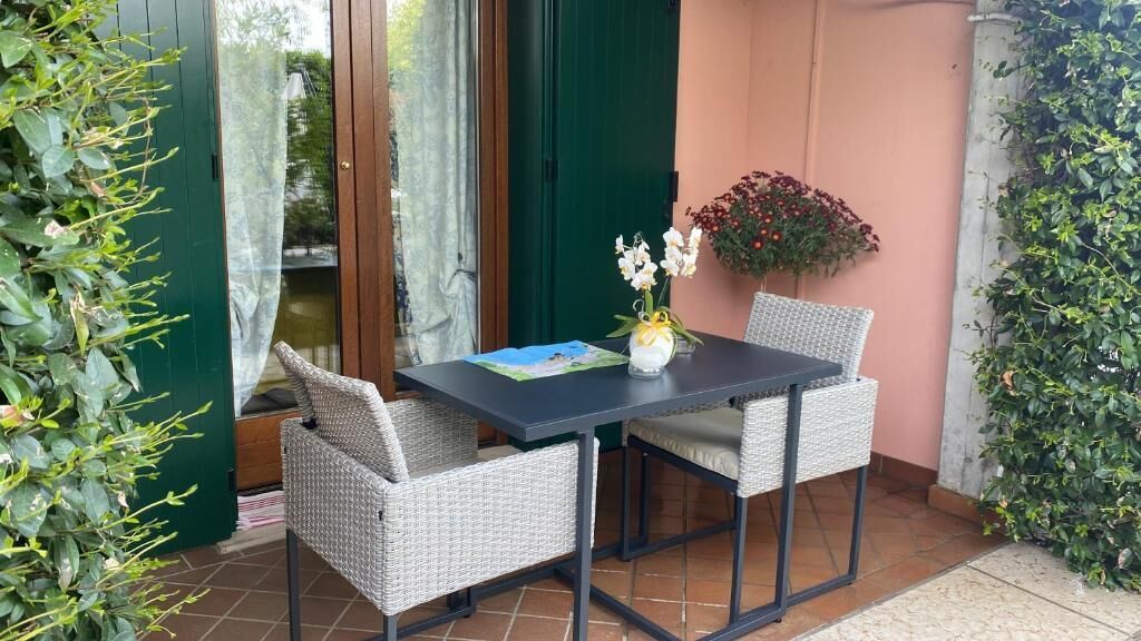 Deluxe Double Room, Patio, Garden View | Outdoor dining