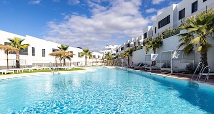 New Modern 3 Bed Serena La Cala Townhouse