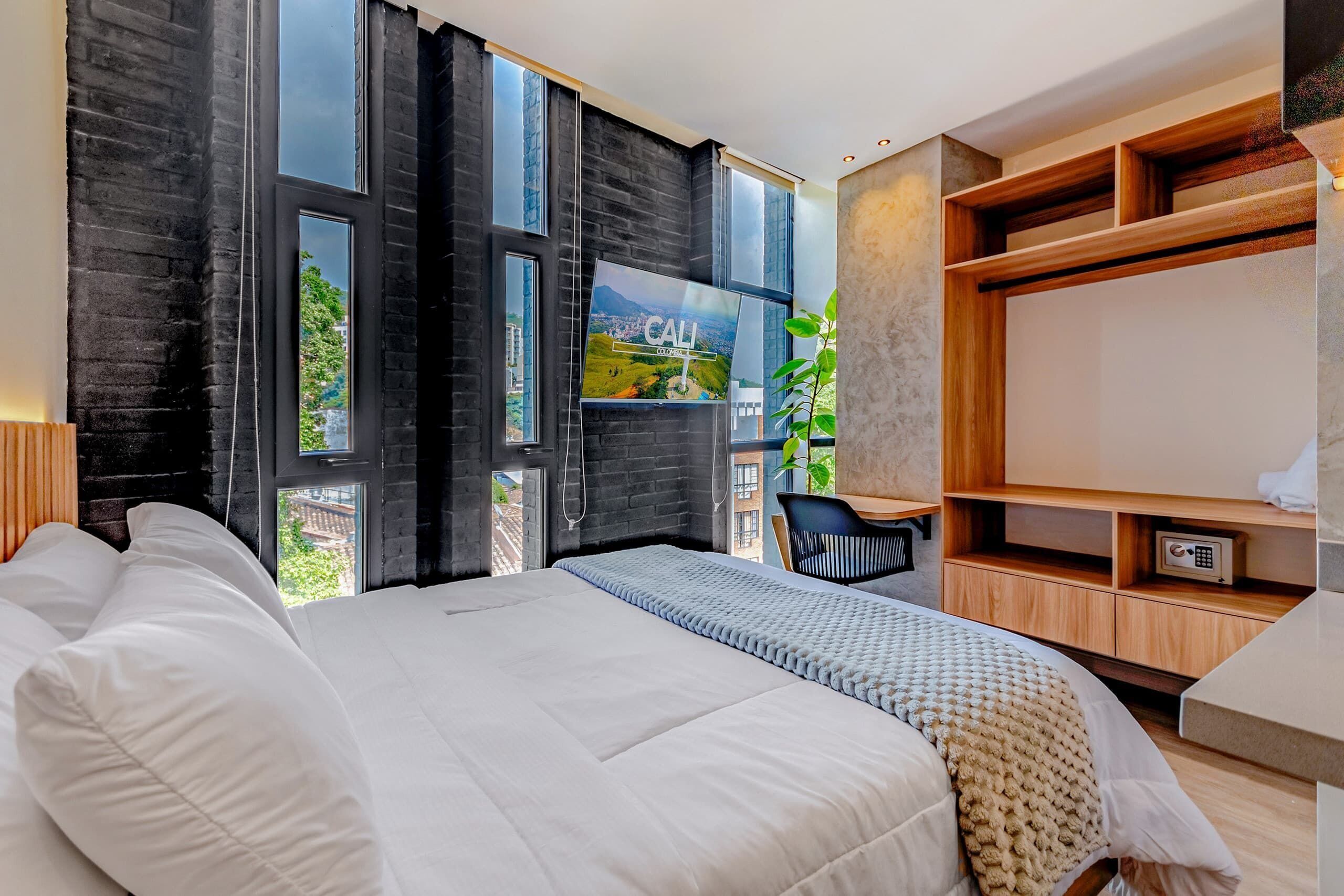Appartement | Couette en duvet, coffre-fort, bureau, rideaux d’obscurcissement