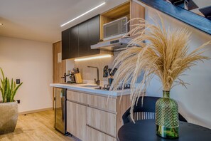 Private kitchen - Edificio Constantino Living Cali (Granada)