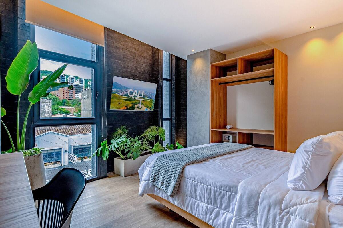 Apartment | Down comforters, in-room safe, desk, blackout drapes