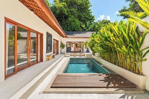 Tropical Villas Jimbaran