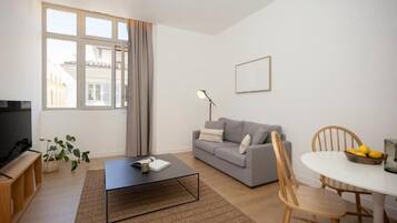 Apartment, 2 Bedrooms | Ruang tamu