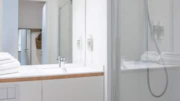Apartment, Mountain View | Bathroom | Shower, hair dryer, towels