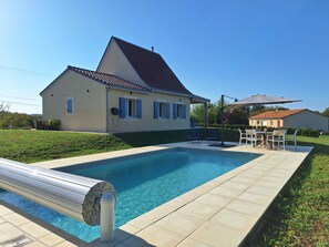 Pool - Modern and spacious dream accommodation with pool in the heart of the Dordogne! (Meyrals)