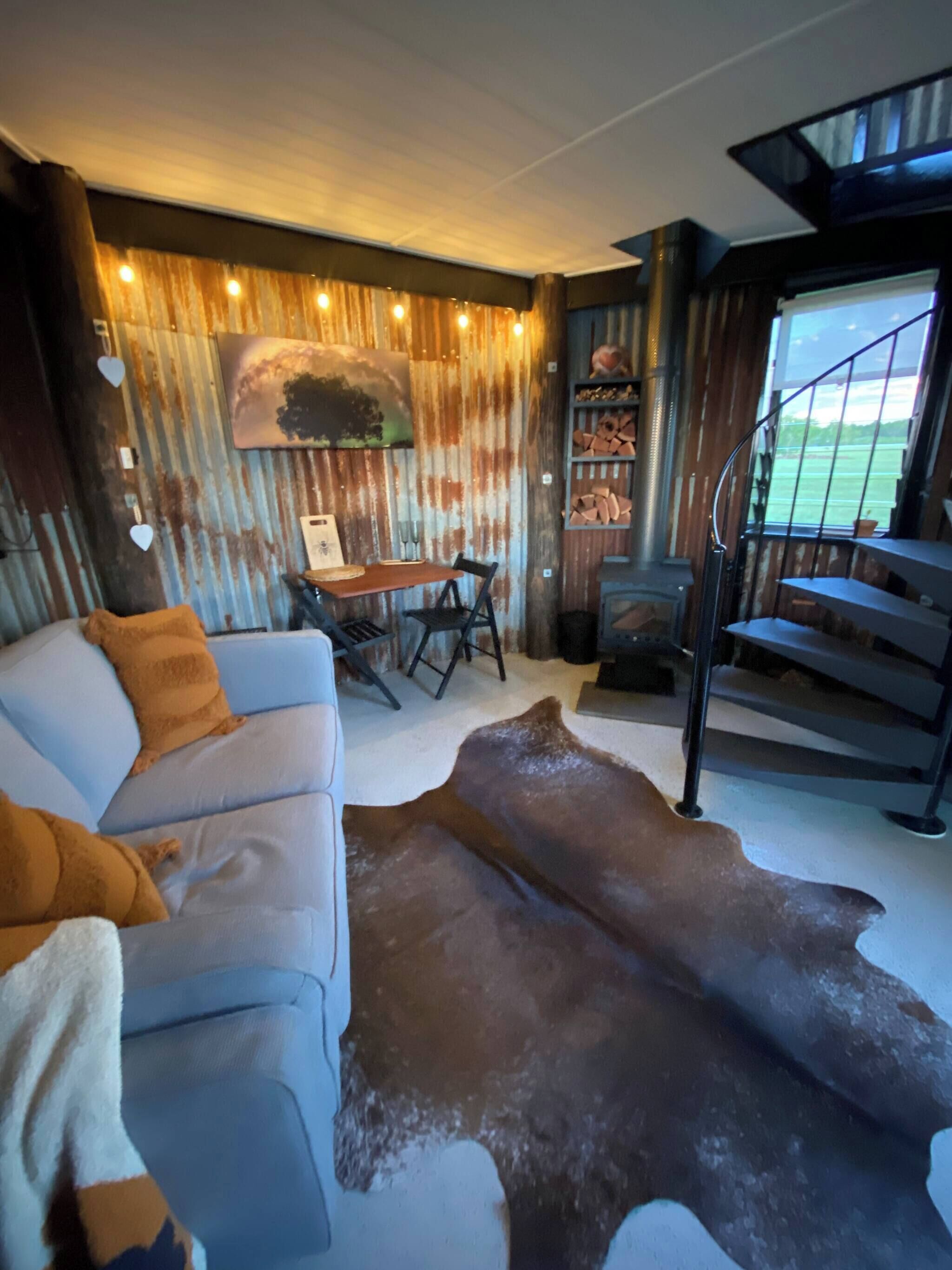 Cabin, 1 Bedroom, Smoking, Balcony | Living room