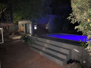 Seasonal outdoor pool, open 6:30 AM to 8:00 PM, pool umbrellas - 46 on Allcock Guest Apartment & Suite (Pretoria)