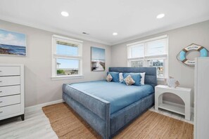 3 bedrooms, iron/ironing board, travel crib, WiFi (free)