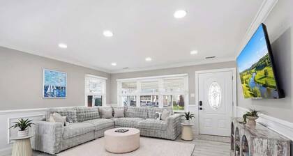 Single level Home - Waterfront Views & 2 Deck Area