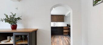 Holiday Home Nature Paradise on the Saale with Courtyard Grill, Boat, WiFi, Netflix & AC