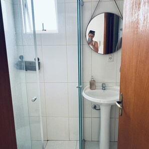 Bathroom - Vrbo Property (Lajeado)