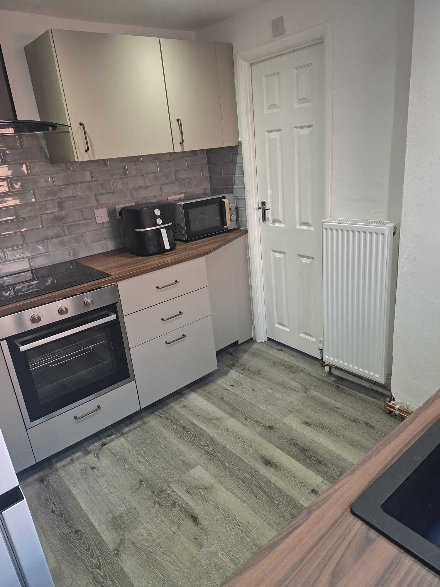 Hus, 2 soverom, terrasse, byutsikt | Innvendig