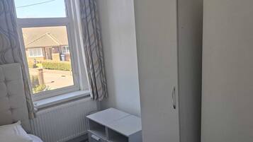 Ferienhaus, 2 Schlafzimmer, Terrasse, Stadtblick | 2 Schlafzimmer