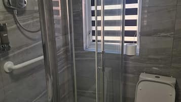 Casa, 2 camere da letto, terrazzo, vista città | Bagno