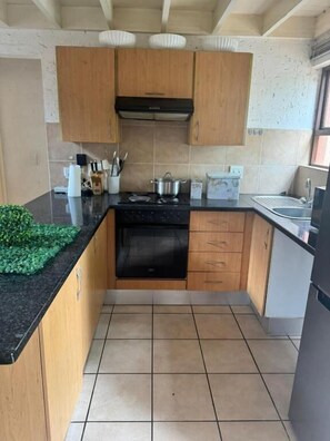 Interior - Sandton 2 bed Apartment (Johannesburg)