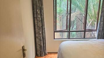 Apartment, 2 Bedrooms, Smoking | 2 bedrooms