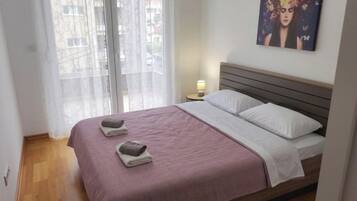 Familienapartment, Balkon, Stadtblick | Kostenloses WLAN