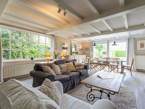 Beautiful private villa for 6 people with WIFI and TV