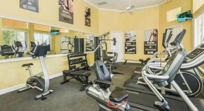 Fitness facility - 6BR house with spa near Disney attractions (Kissimmee)