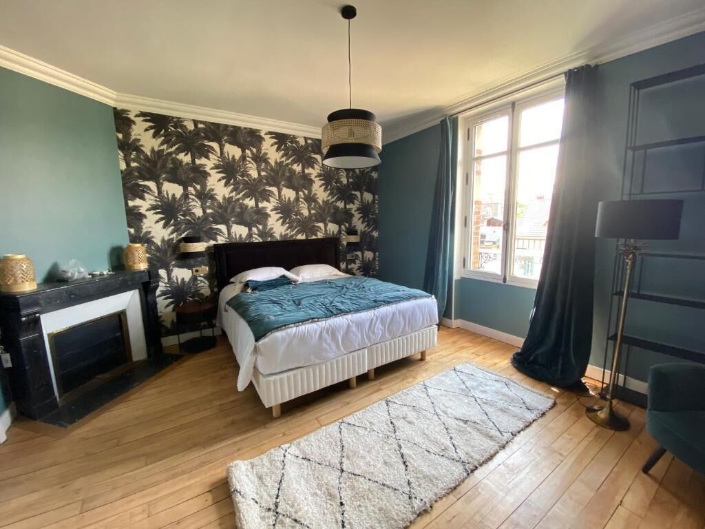 Suite familiar | Cortinas blackout, tabla de planchar con plancha y wifi gratis 