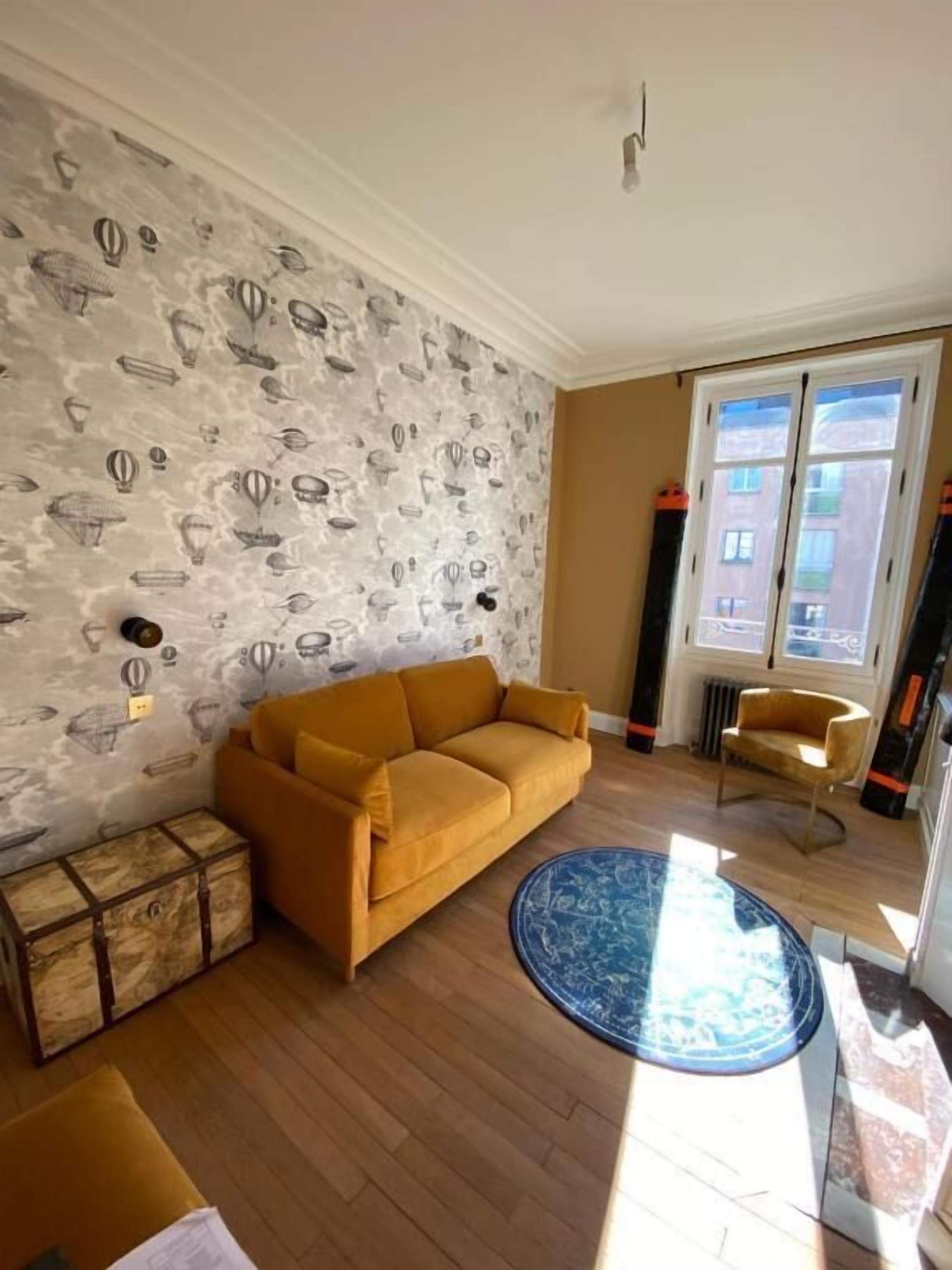 Suite Premium, vista al jardín | Área de sala de estar