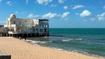 Strand