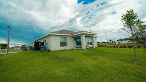 Exterior - Vrbo Property (Cape Coral)