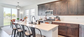 Mountain View Home with Large Yard Near Salt Lake